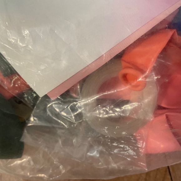 New Balloon Garland Kit - Picture 7 of 9